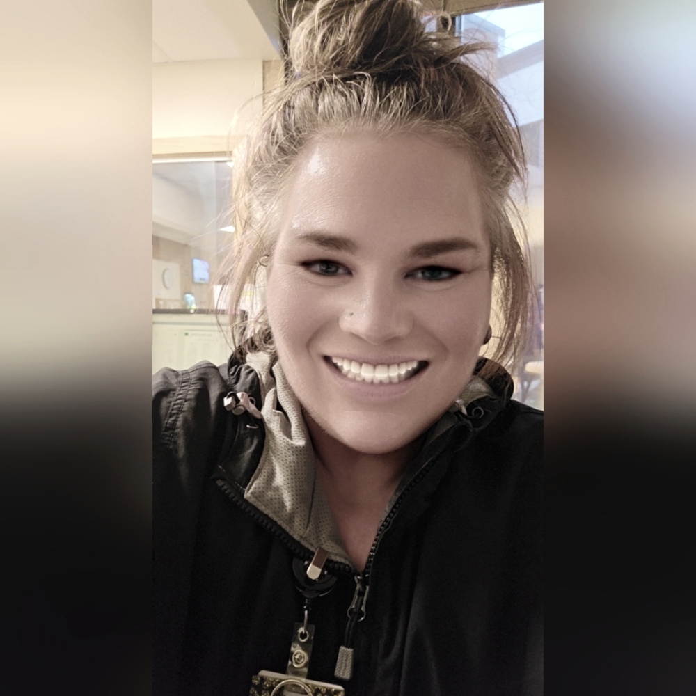 Meet your Posher, Amanda